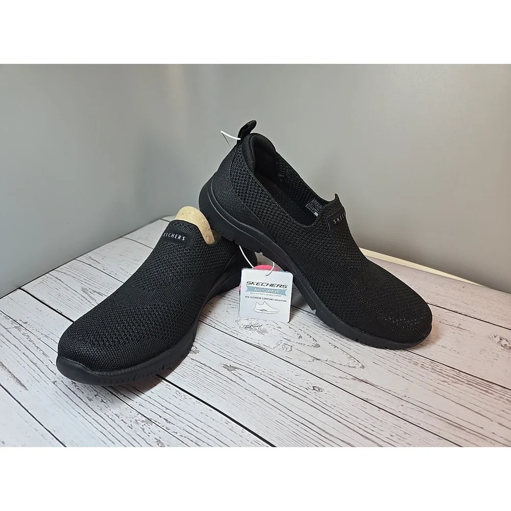 Skechers go walk